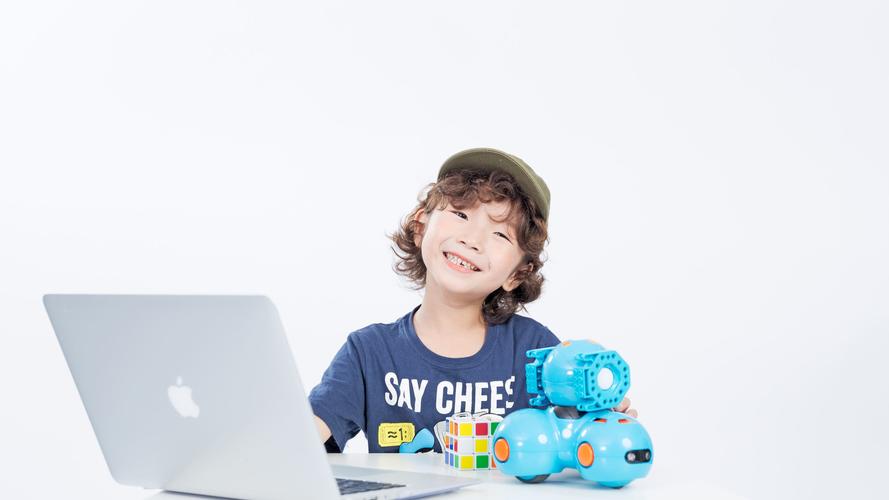 天津机器人编程教育对孩子有什么好处